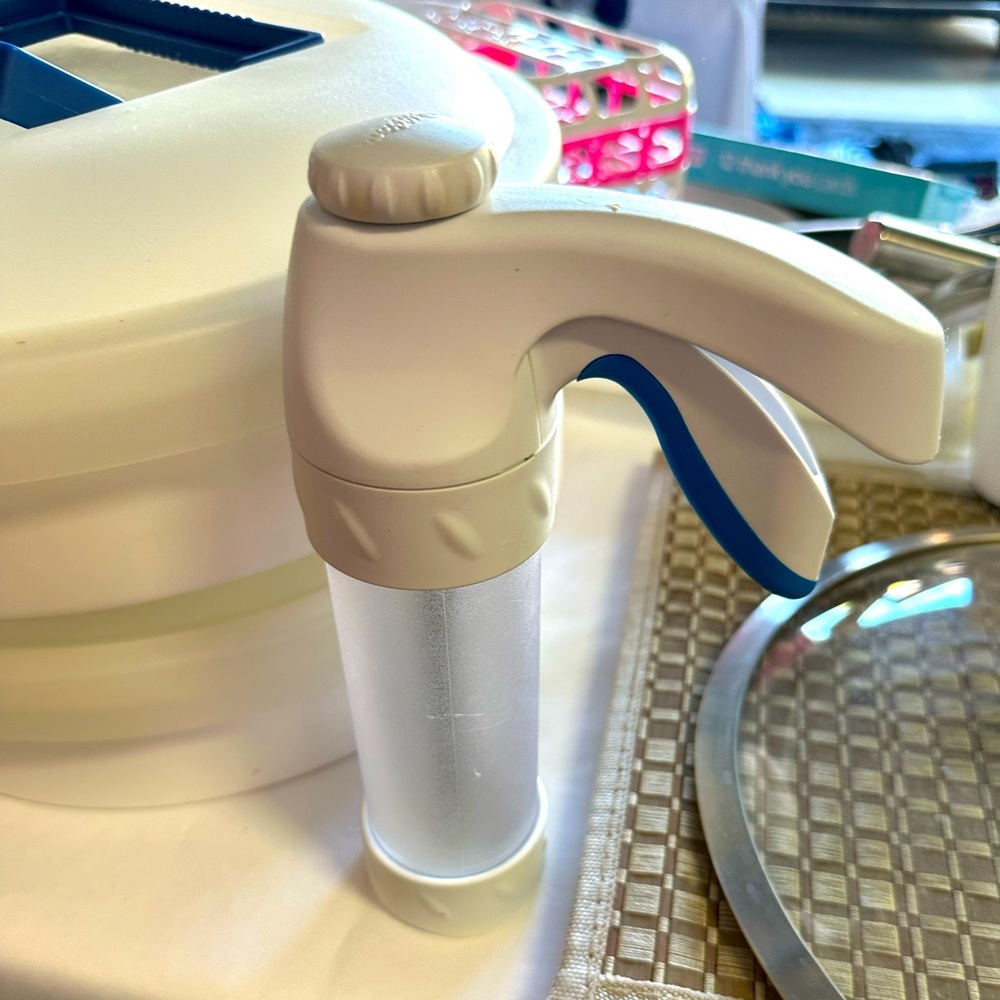 Wilton Cookie Press
